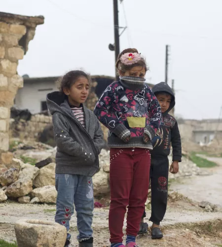 Kinderen in de winter in Syrië